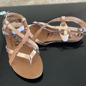 Blowfish double strapped sandals